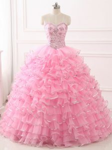 Elegante baby pink neckline rebordear y capas con volantes vestido de quinceañera sin mangas con cordones