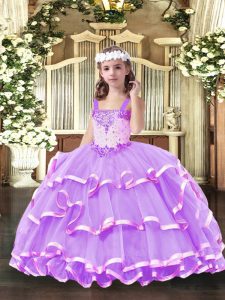 La mejor longitud del piso lila niñas vestido del desfile al por mayor de organza sin mangas y capas con volantes