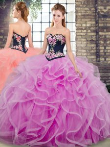 Admirables bordados sin mangas de color lila y volantes hasta 15 vestidos de quinceañera